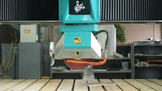5 অক্ষ cnc সেতু করাত মেশিন (নীল রঙ)