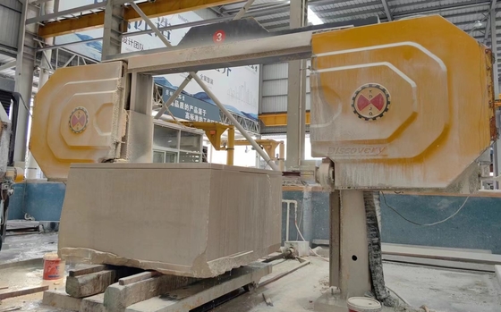 গুণ  Diamond Wire Saw Within Max Processing Size 2000*3000*1500mm And Gross Weight 5500kg কারখানা