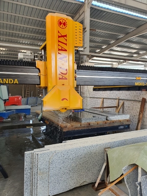 57/67kw Four Column Middle Block Cutter Machine with 2200-2800mm Blade Diameter ৫৭/৬৭ কিলোওয়াট চার কলাম মধ্য ব্লক কাটার মেশিন