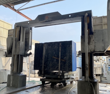 1300*2500mm ট্রলি স্টোন মেশিন ব্লক বিভক্ত এবং 4m3/H জল খরচ জন্য