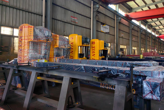 চার কলাম পাথর স্ল্যাব কাটার মেশিন