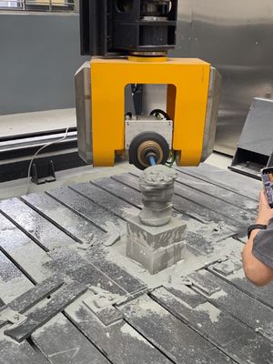 সুরক্ষা ব্যবস্থা ব্রিজ সিজ কাটার মেশিন মোট ওজন 5100kg এবং মোট শক্তি 57/67kw