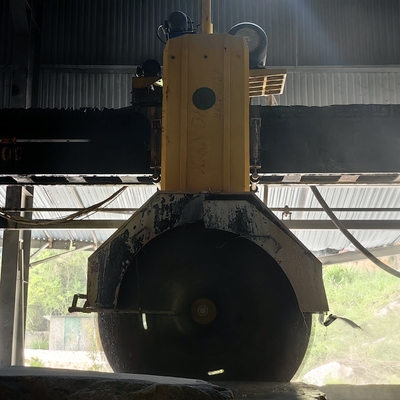 55kw প্রধান শক্তি পাথর কাটিয়া মেশিন সঠিক কাটিয়া কর্মক্ষমতা জন্য