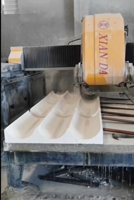 ব্রিজ টাইপ লিনিয়ার কাটিং অ্যান্ড ফ্রেইজিং মেশিন।