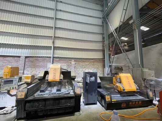 3 অক্ষের রৈখিক সিএনসি কাটিয়া মেশিন 220V পাওয়ার 15kw প্রধান মোটর এবং 21.5kw গ্রানাইট রেলিং জন্য মোট শক্তি সঙ্গে