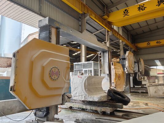 ৪-অক্ষ CNC ডায়মন্ড ওয়্যার করাত মেশিন, ৩৬০° সার্ভো-রোটারি টেবিল সহ