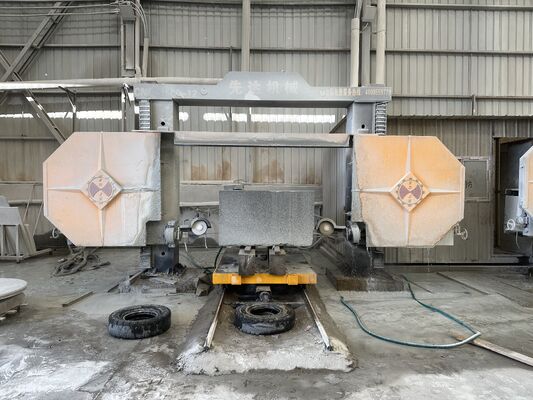 মার্বেল গ্রানাইট প্রোফাইলিংয়ের জন্য কমপ্যাক্ট ৪-অ্যাক্সিস সিএনসি ডায়মন্ড ওয়্যার স মেশিন - সিই সার্টিফিকেট সহ ছোট পাথর কাটার মেশিন