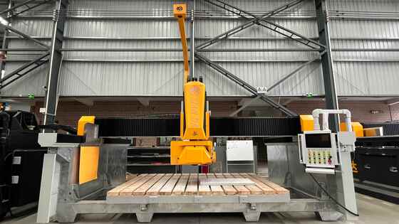 গ্রানাইট মার্বেল স্ল্যাব প্রক্রিয়াকরণের জন্য উচ্চ-শেষ সিএনসি সিস্টেম