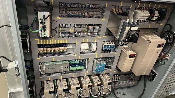 সিই 5-অক্ষ ব্রিজ পাথর কাটার ইতালিয়ান ডিডিএক্স সিস্টেম 900 মিমি সেগ ব্লেড বিকল্প সুরক্ষা সিলিং দরজা সহ