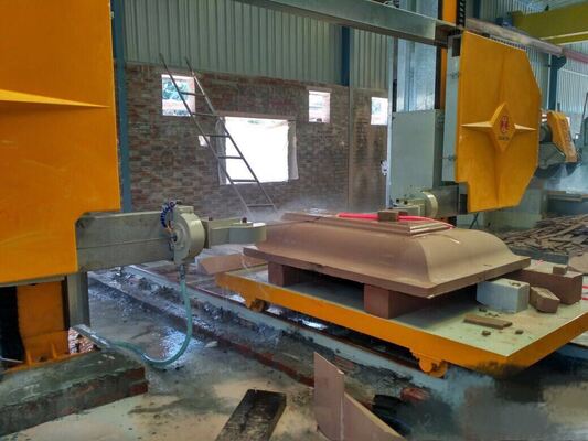 4-অক্ষের সিএনসি ডায়মন্ড ওয়্যার সেগ মেশিন 360 ° সার্ভো-রোটারি টেবিল 16-পৃষ্ঠ স্লাইডওয়ে এবং 28 রোলিং-হুইল লিফট সঙ্গে মার্বেল গ্রানাইট জন্য