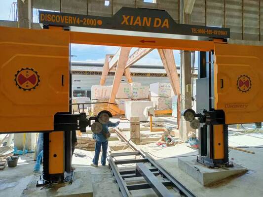 4-অক্ষের সিএনসি ডায়মন্ড ওয়্যার সেগ মেশিন 360 ° সার্ভো-রোটারি টেবিল 16-পৃষ্ঠ স্লাইডওয়ে এবং 28 রোলিং-হুইল লিফট সঙ্গে মার্বেল গ্রানাইট জন্য