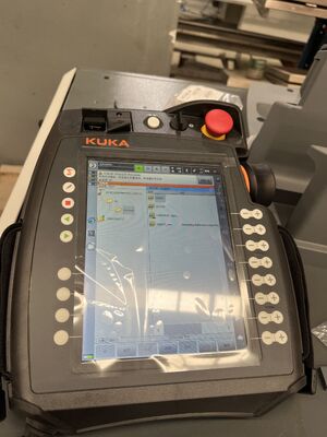 ৬ অক্ষের সিএনসি রোবট স্টোন কাটার মেশিন ইন্টারপোলাইড কন্ট্রোল এবং বিটি৪০ স্পিন্ডল সহ ৩১০০ মিমি পর্যন্ত বড় আকারের খোদাইয়ের জন্য