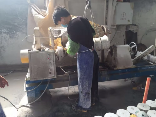 মার্বেল গ্রানাইটের জন্য সহজে পরিচালনাযোগ্য ব্যালুস্টার ও কলাম পলিশ মেশিন