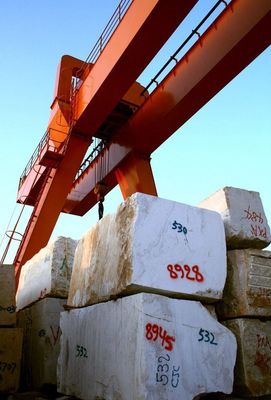 গ্রানাইট 3500X3500X2100mm এর জন্য 19kw ব্লক স্টোন কাটিং ওয়্যার স কাটিং মেশিন