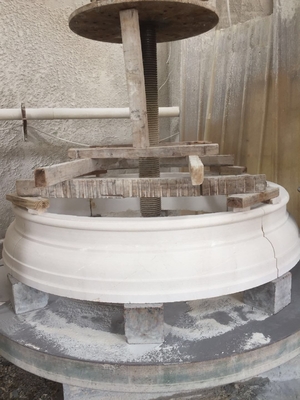 2500mm স্টোন কাটিং মেশিন কলাম ক্যাপ বেস প্রোফাইলিং মেশিন